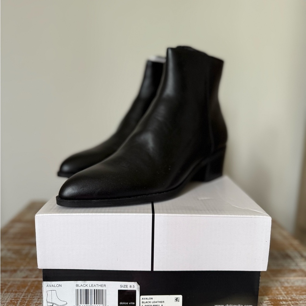 Avalon Black Leather Women’s Ankle Bootiea